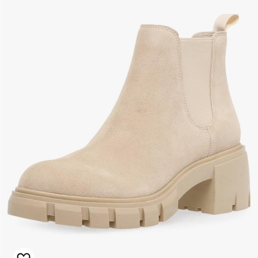 NWOT Steve Madden Howler Bootie